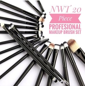 NWT Profesional 20 Piece Makeup Brush